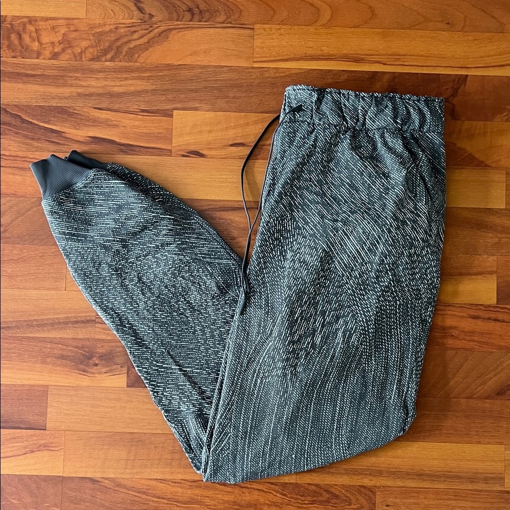 lululemon joggers